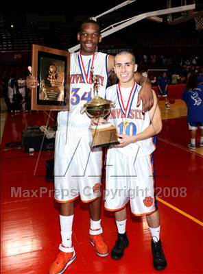 Thumbnail 2 in University vs. Eagle Rock (CIF LA City Finals) photogallery.