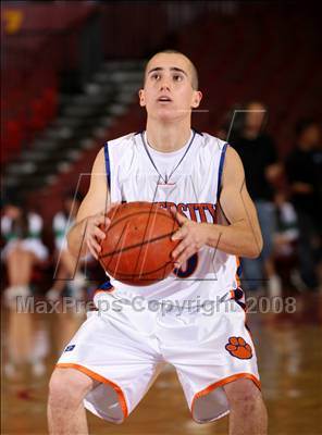 Thumbnail 3 in University vs. Eagle Rock (CIF LA City Finals) photogallery.
