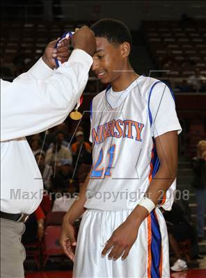 Thumbnail 1 in University vs. Eagle Rock (CIF LA City Finals) photogallery.