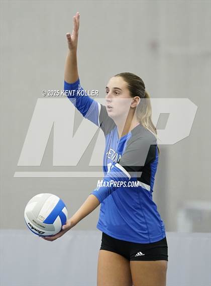 Thumbnail 3 in Northville vs. Regina (Program Cup) photogallery.