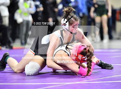 Thumbnail 2 in UIL State Championships - 6A 128-138lb Finals photogallery.