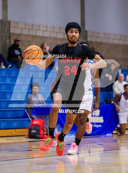 Thumbnail 2 in Fowler vs. Hanford West photogallery.