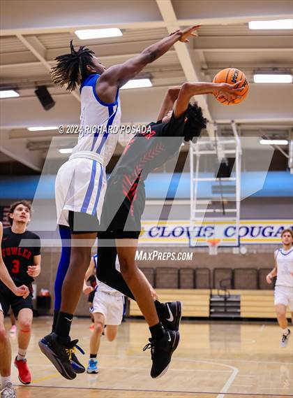 Thumbnail 3 in Fowler vs. Hanford West photogallery.