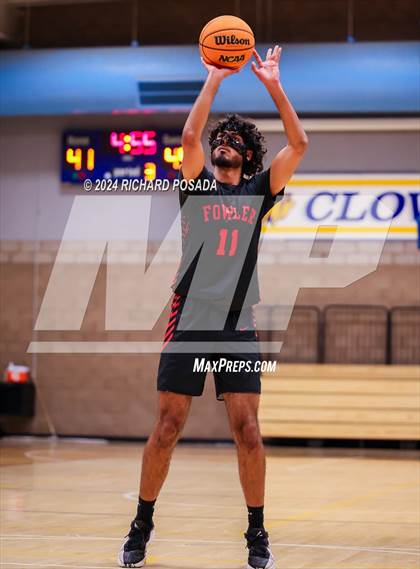 Thumbnail 2 in Fowler vs. Hanford West photogallery.