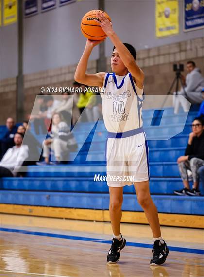 Thumbnail 3 in Fowler vs. Hanford West photogallery.