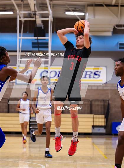 Thumbnail 3 in Fowler vs. Hanford West photogallery.