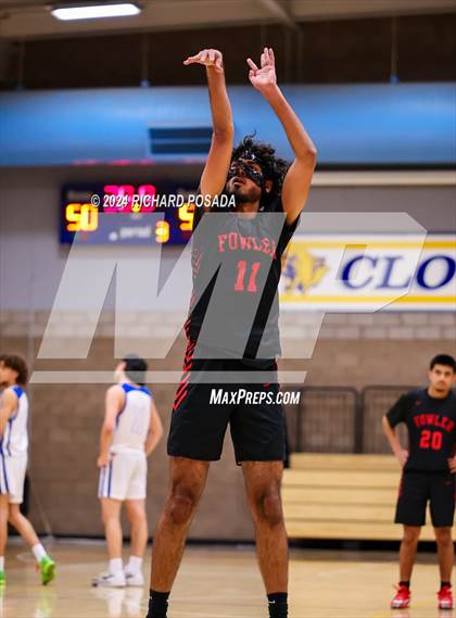 Thumbnail 3 in Fowler vs. Hanford West photogallery.