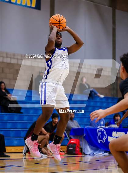 Thumbnail 1 in Fowler vs. Hanford West photogallery.