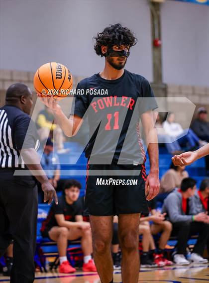 Thumbnail 3 in Fowler vs. Hanford West photogallery.