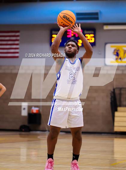 Thumbnail 3 in Fowler vs. Hanford West photogallery.