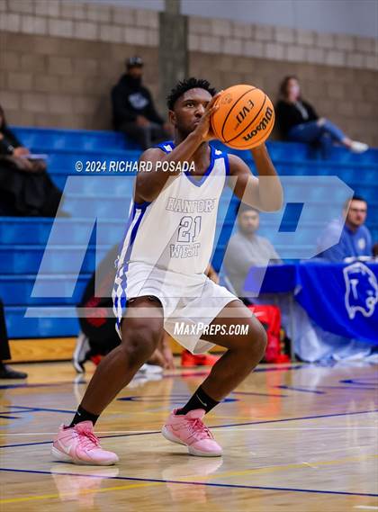 Thumbnail 3 in Fowler vs. Hanford West photogallery.