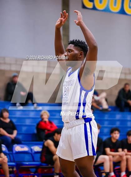 Thumbnail 1 in Fowler vs. Hanford West photogallery.