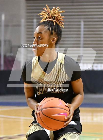Thumbnail 1 in Skyridge vs. Spring Valley (Tarkanian Classic) photogallery.
