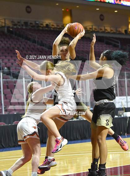 Thumbnail 2 in Skyridge vs. Spring Valley (Tarkanian Classic) photogallery.