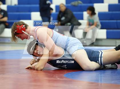 Thumbnail 2 in Carlmont @ Hillsdale photogallery.