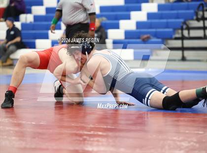 Thumbnail 2 in Carlmont @ Hillsdale photogallery.