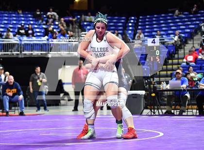 Thumbnail 3 in UIL State Championships - 6A 185lb-215lb Final photogallery.