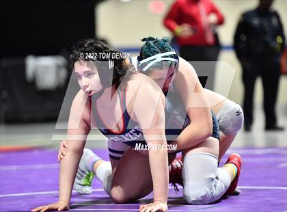 Thumbnail 3 in UIL State Championships - 6A 185lb-215lb Final photogallery.