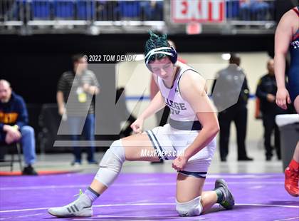 Thumbnail 1 in UIL State Championships - 6A 185lb-215lb Final photogallery.