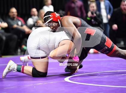 Thumbnail 2 in UIL State Championships - 6A 185lb-215lb Final photogallery.