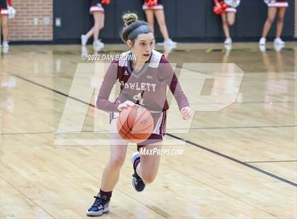Thumbnail 2 in Horn vs. Rowlett (UIL 6A Bi-District Playoff) photogallery.