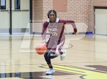 Thumbnail 3 in Horn vs. Rowlett (UIL 6A Bi-District Playoff) photogallery.