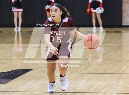 Thumbnail 2 in Horn vs. Rowlett (UIL 6A Bi-District Playoff) photogallery.
