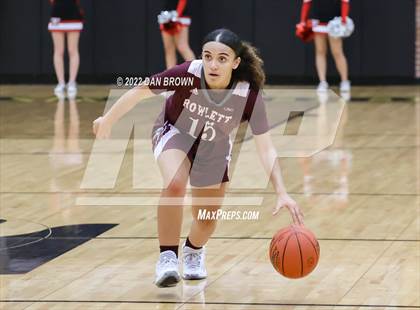 Thumbnail 1 in Horn vs. Rowlett (UIL 6A Bi-District Playoff) photogallery.