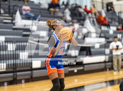 Thumbnail 1 in Central vs. Veterans (HoCo Bear Brawl) photogallery.