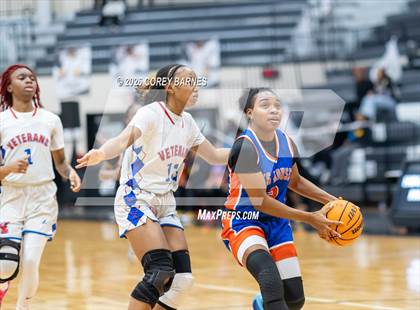 Thumbnail 2 in Central vs. Veterans (HoCo Bear Brawl) photogallery.