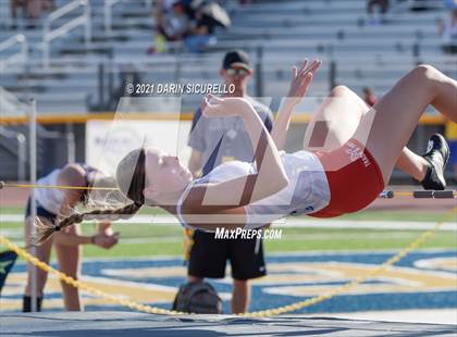 Thumbnail 1 in AIA Track & Field Championships (Girls High Jump DIV 1) photogallery.