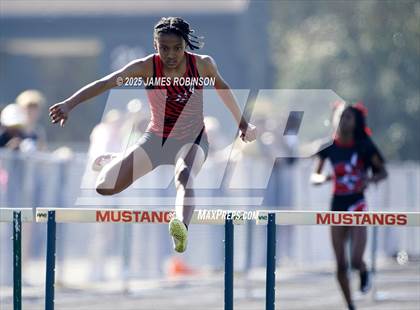 Thumbnail 3 in Mandarin Preseason Classic (Hurdles) photogallery.