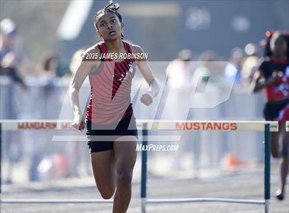 Thumbnail 3 in Mandarin Preseason Classic (Hurdles) photogallery.