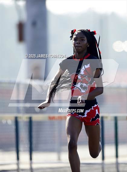 Thumbnail 2 in Mandarin Preseason Classic (Hurdles) photogallery.