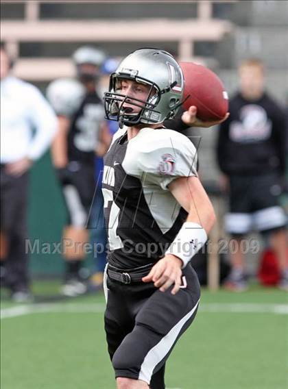 Thumbnail 1 in Union vs. Foothill (CBA Football Classic) photogallery.