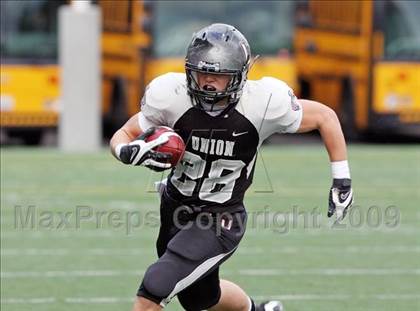 Thumbnail 1 in Union vs. Foothill (CBA Football Classic) photogallery.