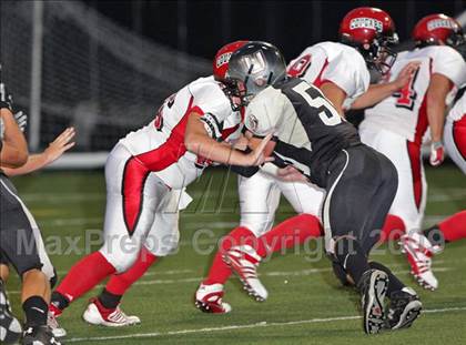 Thumbnail 2 in Union vs. Foothill (CBA Football Classic) photogallery.
