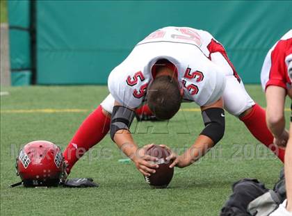 Thumbnail 2 in Union vs. Foothill (CBA Football Classic) photogallery.