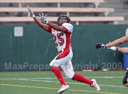 Thumbnail 1 in Union vs. Foothill (CBA Football Classic) photogallery.