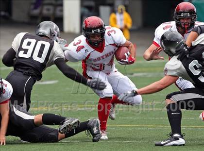 Thumbnail 2 in Union vs. Foothill (CBA Football Classic) photogallery.