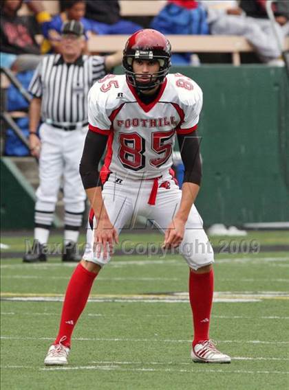 Thumbnail 2 in Union vs. Foothill (CBA Football Classic) photogallery.
