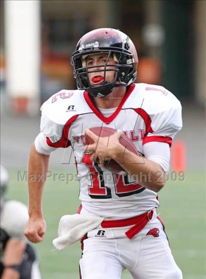 Thumbnail 2 in Union vs. Foothill (CBA Football Classic) photogallery.