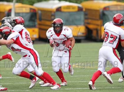 Thumbnail 3 in Union vs. Foothill (CBA Football Classic) photogallery.