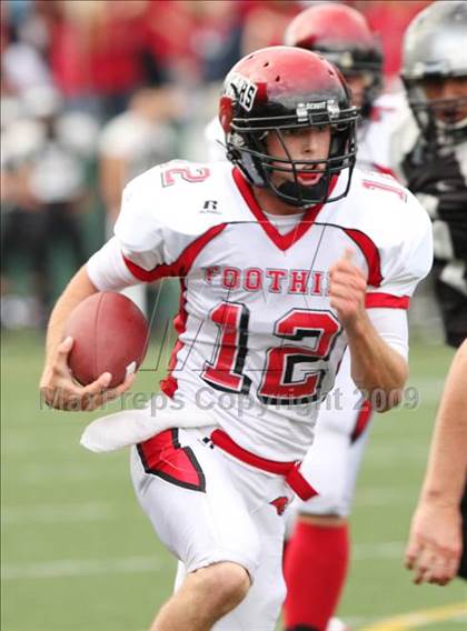 Thumbnail 3 in Union vs. Foothill (CBA Football Classic) photogallery.