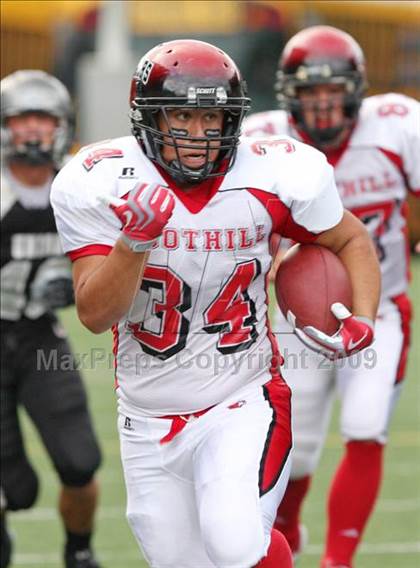 Thumbnail 3 in Union vs. Foothill (CBA Football Classic) photogallery.