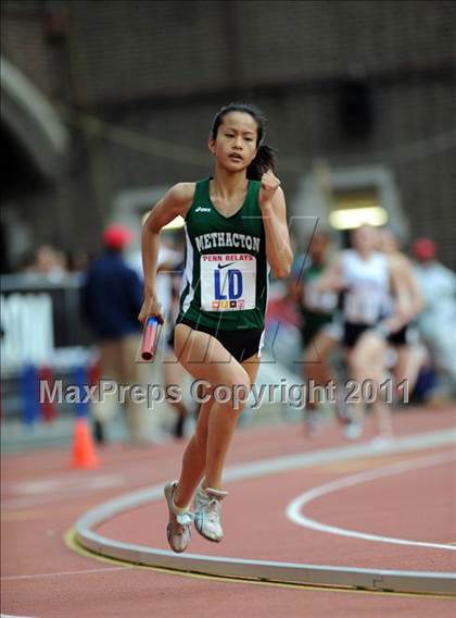 Thumbnail 1 in 117th Penn Relays (Girls 4x400m Suburban A) photogallery.