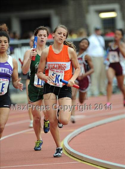 Thumbnail 1 in 117th Penn Relays (Girls 4x400m Suburban A) photogallery.