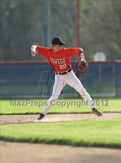 Thumbnail 2 in Plano vs. Oswego photogallery.