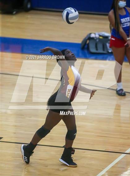 Thumbnail 2 in Beaumont United @ West Brook photogallery.