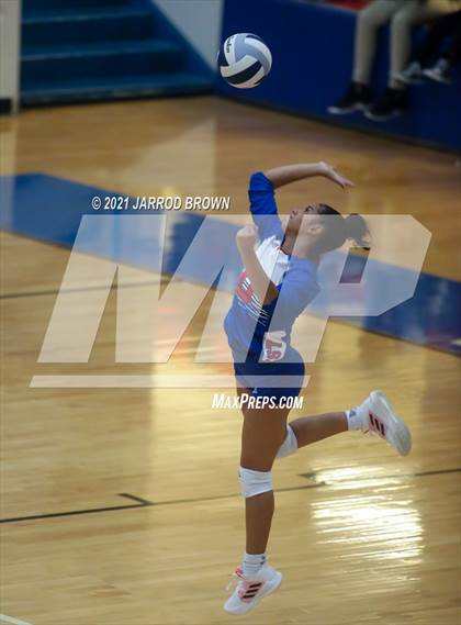 Thumbnail 3 in Beaumont United @ West Brook photogallery.